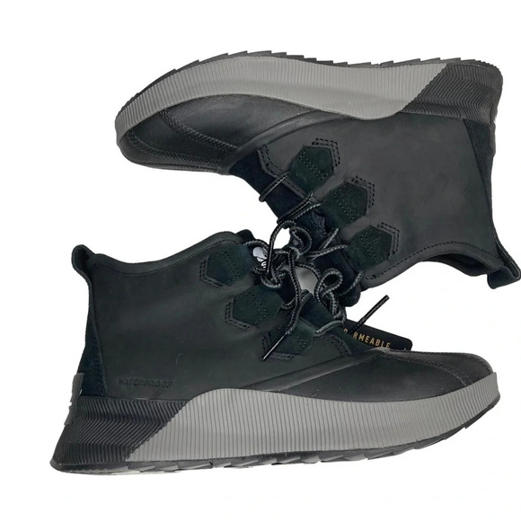 Sorel Women's Out N About III Waterproof Boot   Sz: 7.5 - Picture 9 of 12